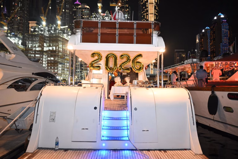 new year's eve yacht party in dubai