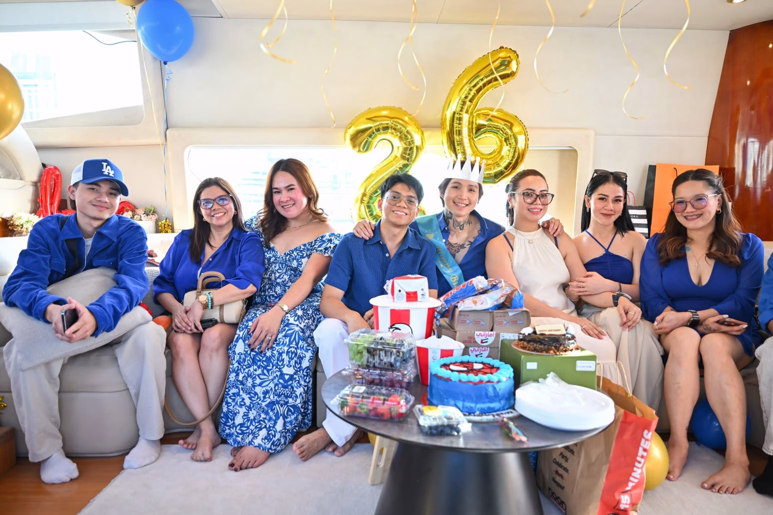 sunset yacht party dubai for birthday