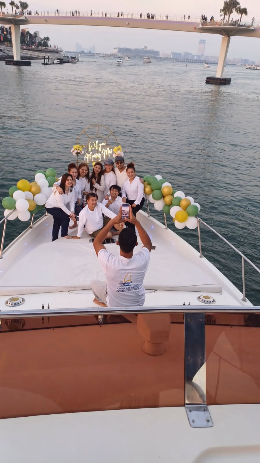 Wedding ideas in Dubai on a luxury yacht