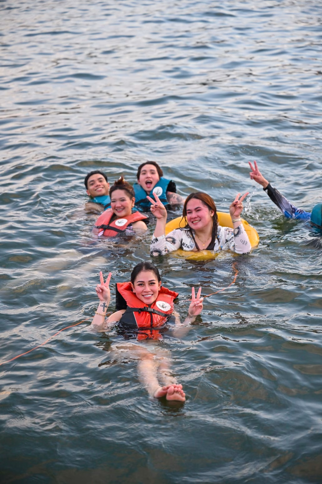 4 hour private yacht cruise Palm Jumeirah with swimming stop luxury Dubai yacht tour