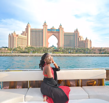 Palm Jumeirah yacht tour Dubai