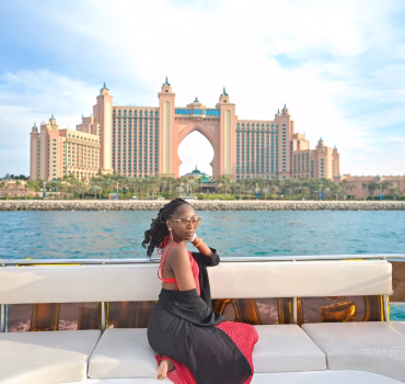 Palm Jumeirah Yacht Tour Dubai