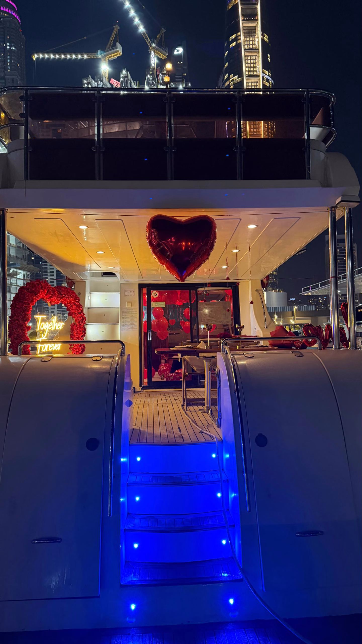 Romantic Valentines cruise Dubai for couples