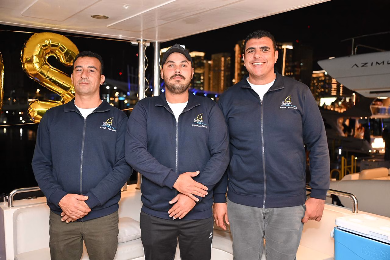 Luxury yacht rental Dubai - Amwaj yachts experience