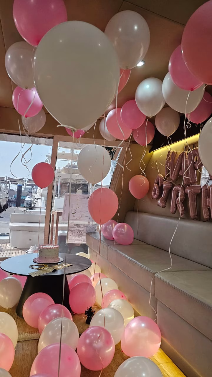 45 FT birthday yacht setup